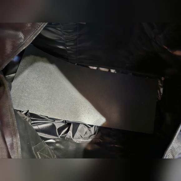 PERRY ELLIS Black Duffle Bag NWT - Picture 8 of 12